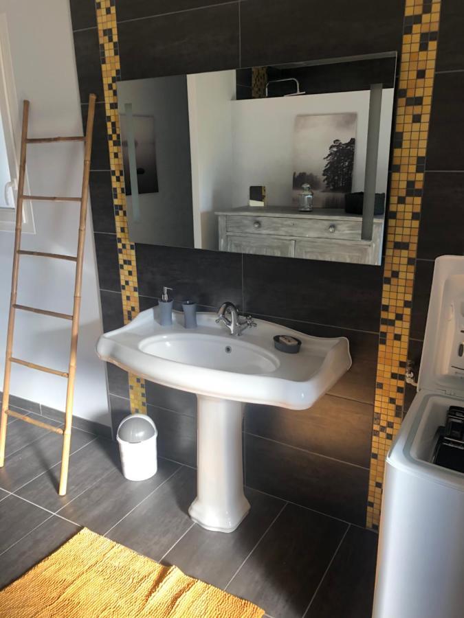 Ferienwohnung Les Vieille Tuiles Cudos Exterior foto